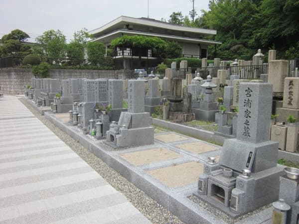運潮寺 玉手山墓苑