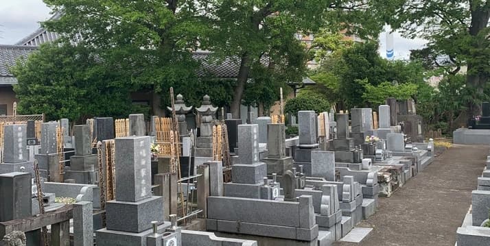 川口市南鳩ヶ谷　実正寺　永代供養墓「やすらぎの墓」