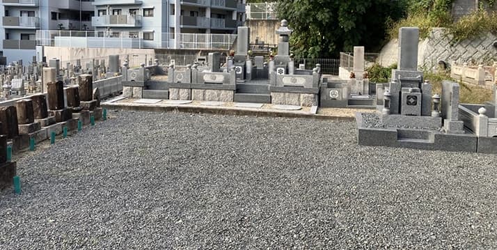 伊加賀共同墓地