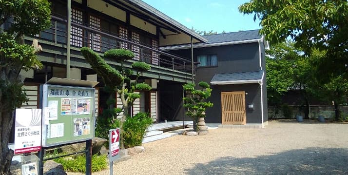 東仙寺