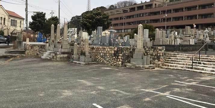 宝塚市 川面墓地