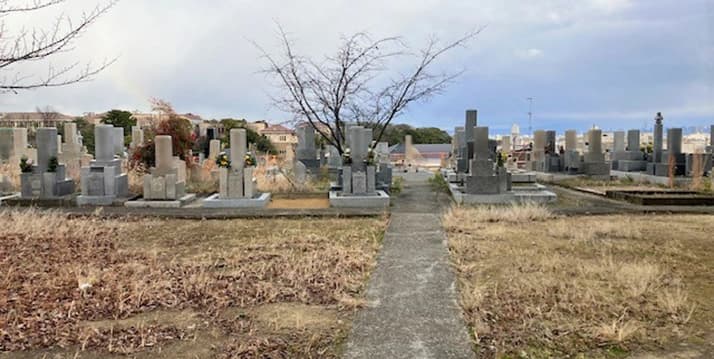 愛宕山墓地