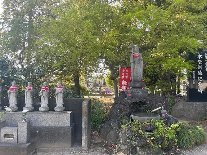 霊雲寺 のうこつぼ