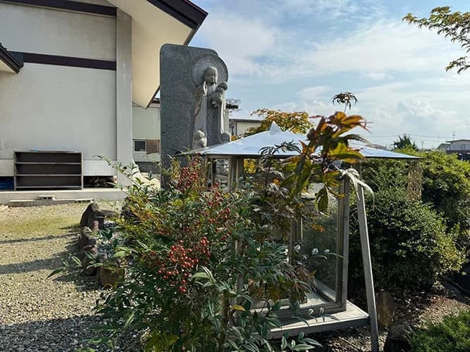 遍照寺 のうこつぼ