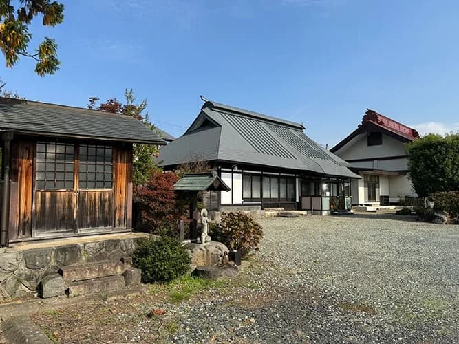 遍照寺 のうこつぼ