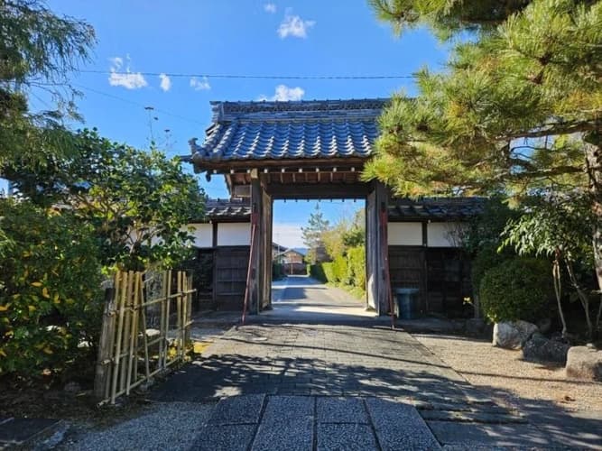 柳福寺 のうこつぼ