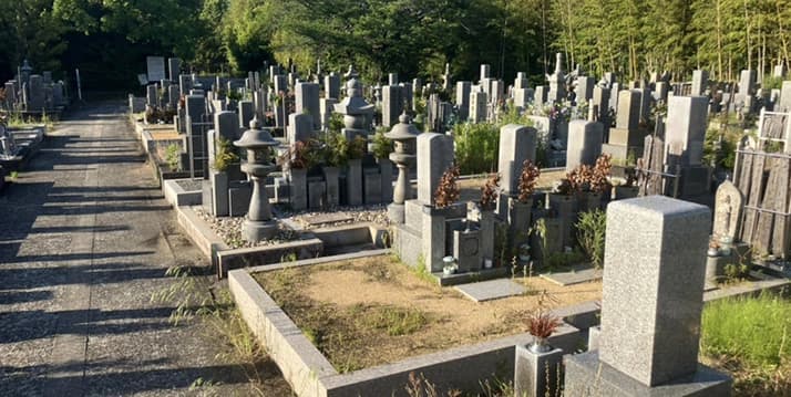 紀の川市営 矢倉墓地