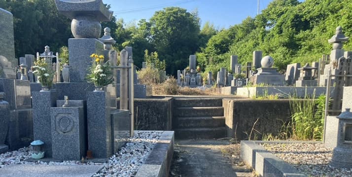 紀の川市営 小坂墓地
