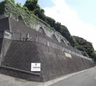 口石霊園