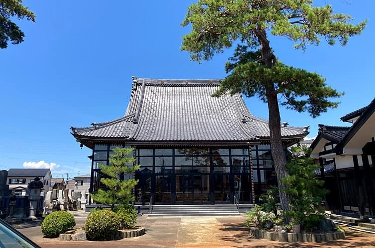 見附念輝樹木葬墓地