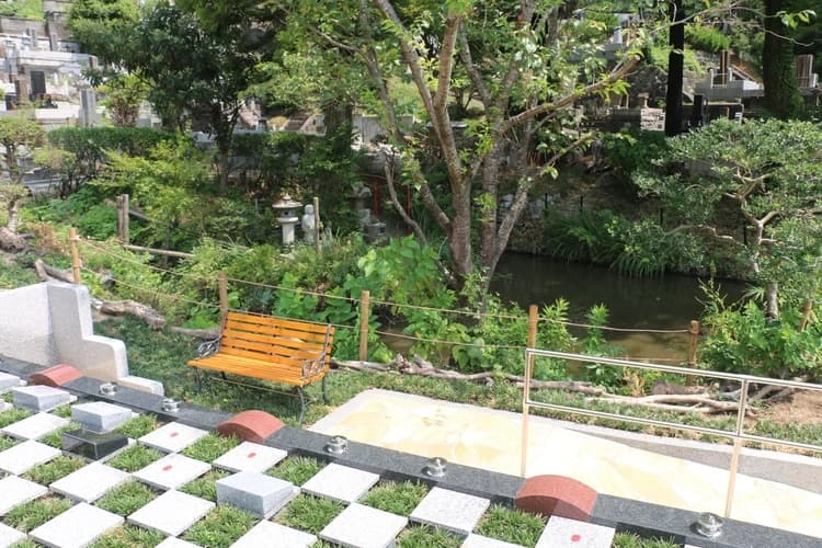 永泉寺 樹木葬「フォンテーヌ」