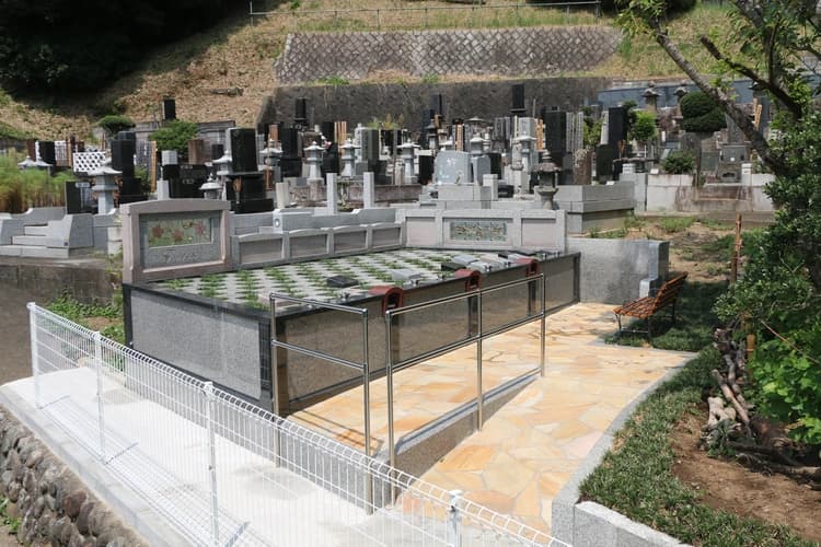 永泉寺 樹木葬「フォンテーヌ」