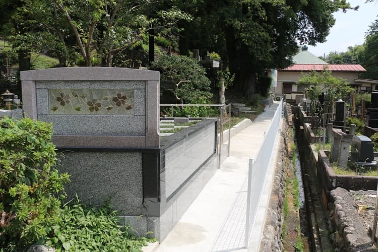 永泉寺 樹木葬「フォンテーヌ」