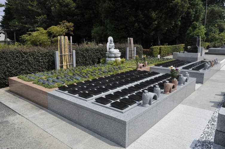 明照寺　樹木葬Relaconfy(リラコンフィ―)