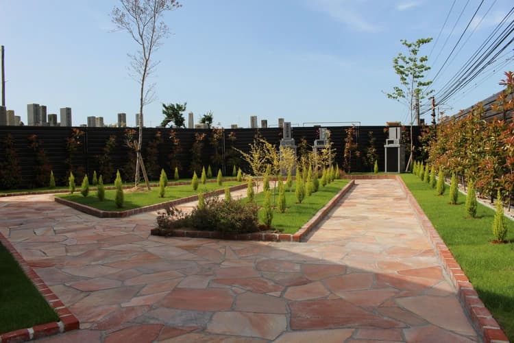 礼拝堂 永壽仏生山浄苑