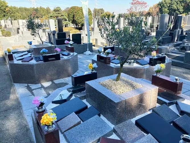 小さな森の樹木葬 白井