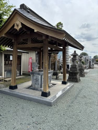 さの唐沢の里樹木葬墓地