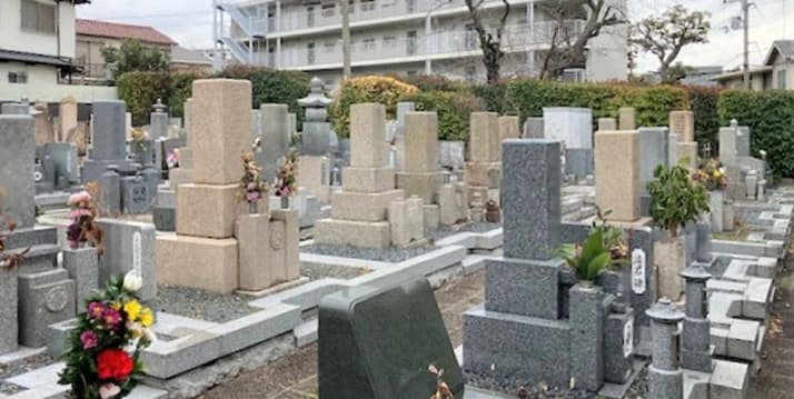 郡家東墓地