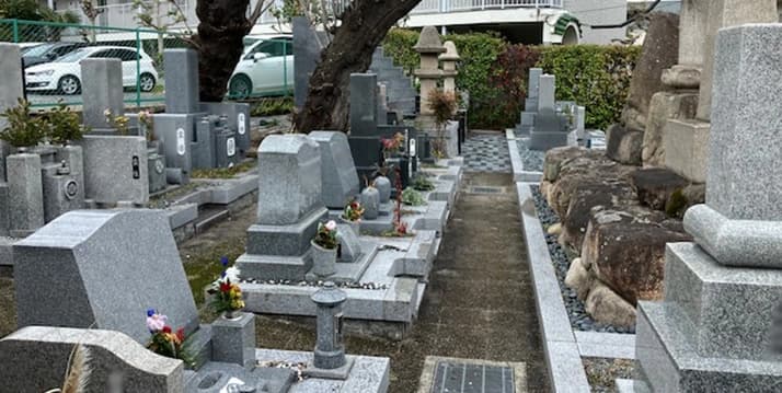 郡家東墓地