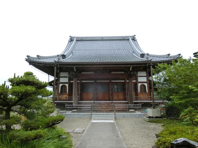 唯真寺墓地