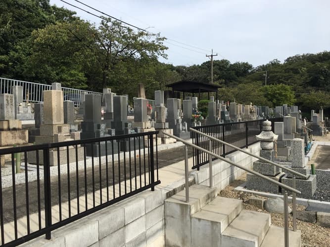 平和公園 威音院墓地