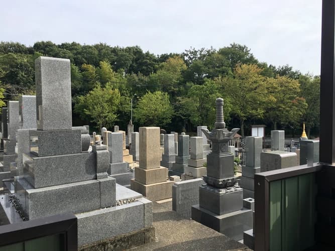平和公園 威音院墓地