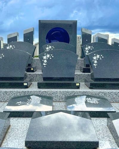 豊丘町墓地 モニュメント葬
