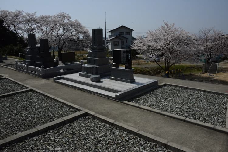 本江さくら霊園
