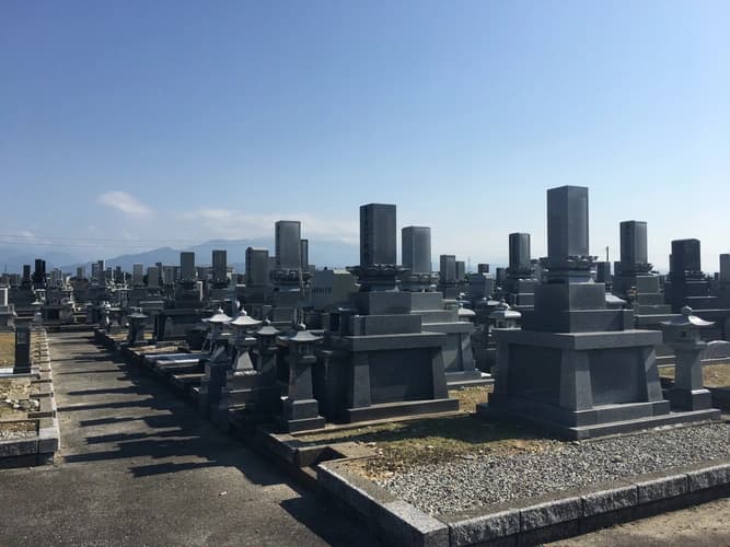 入善町やすらぎ公園墓地