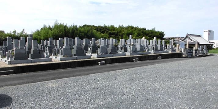 枚方市春日霊園