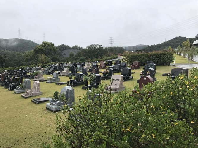 飯盛霊園（公営）