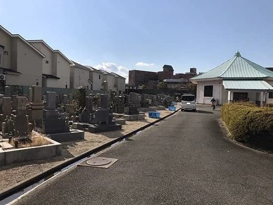 東大阪市営 楠根墓地