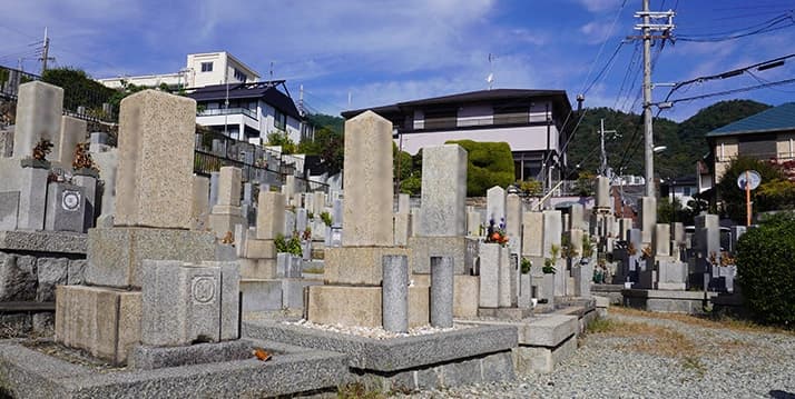 箕面地区共同墓地