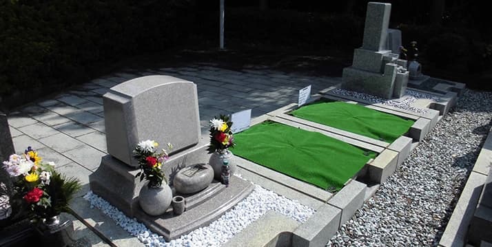 吹田市光明町墓地