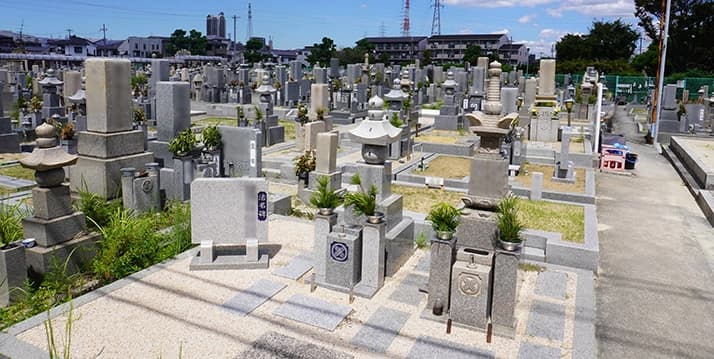 阿坂墓地