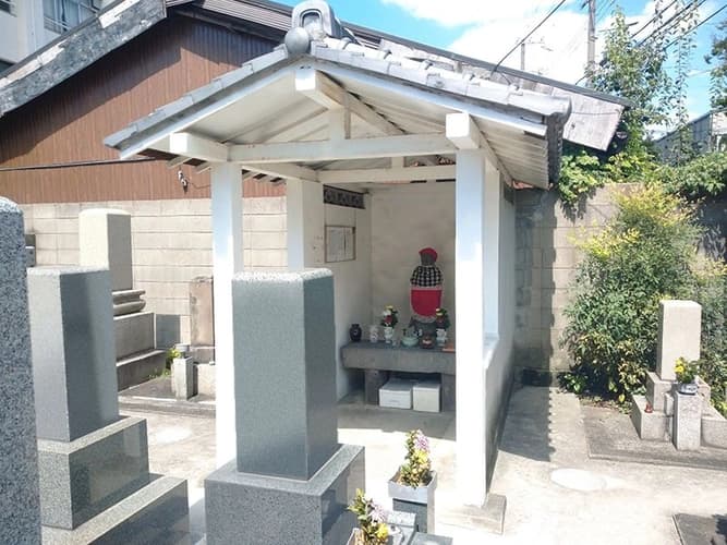 別所墓地