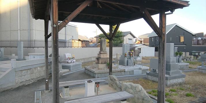 三ヶ字共有墓地