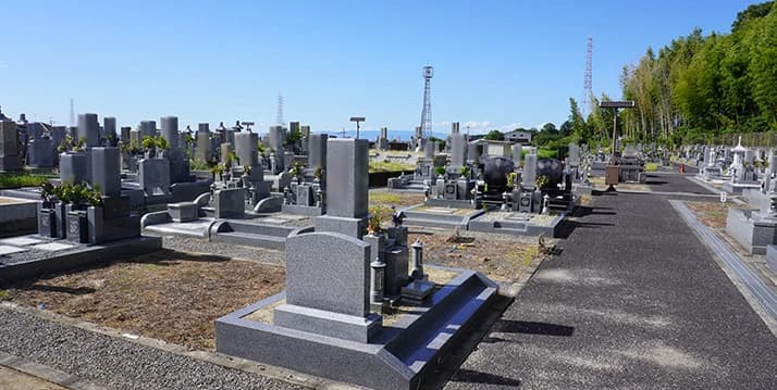 岸和田市山直中町営 山直中町墓地