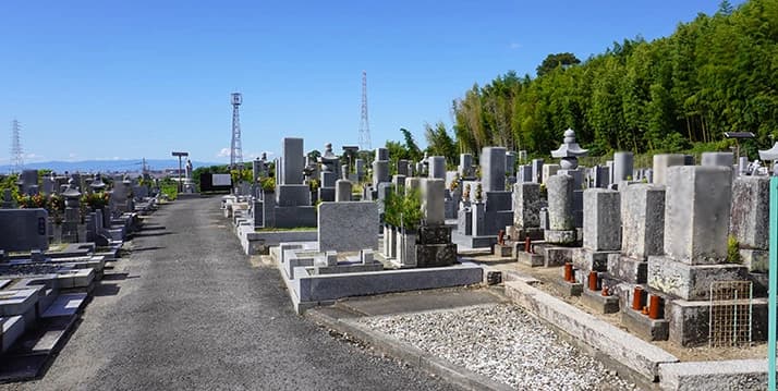 岸和田市山直中町営 山直中町墓地