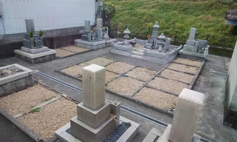 鳥飼八町墓地