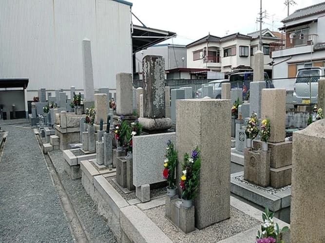 鳥飼西墓地