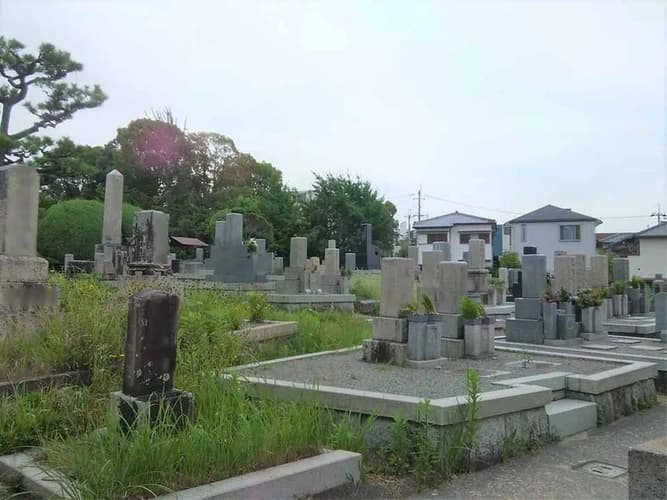 大字稲墓地