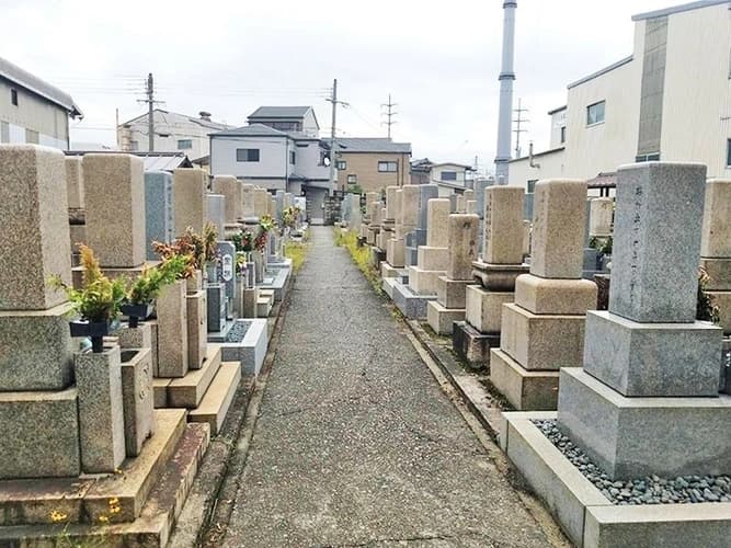 摂津市一津屋・和道共同墓地