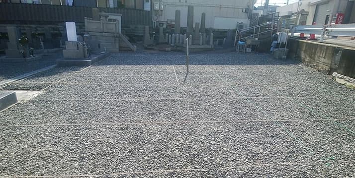 四条墓地