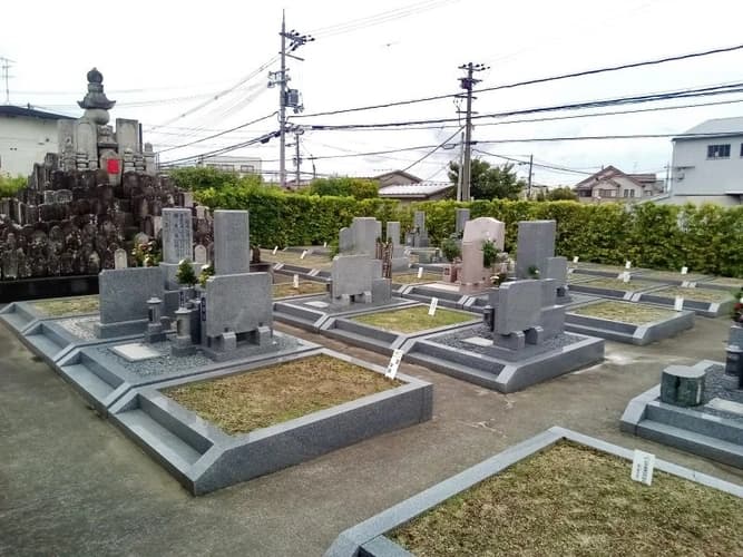 伏尾共同墓地