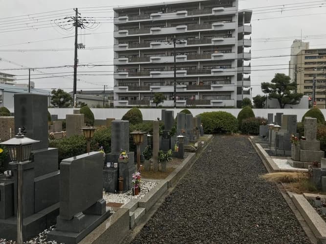 大阪市設 加美霊園