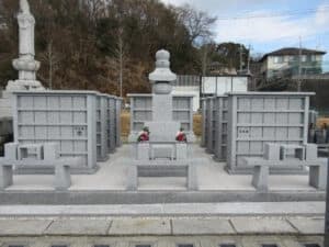 阪奈霊園 永代供養墓 やすらぎ