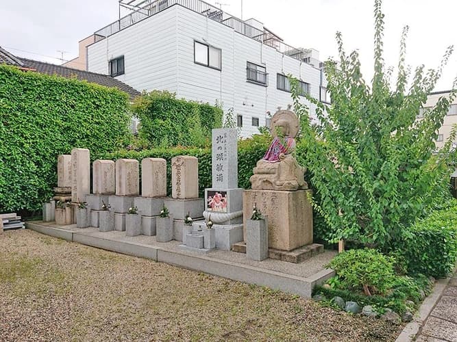 成恩寺 久遠廟