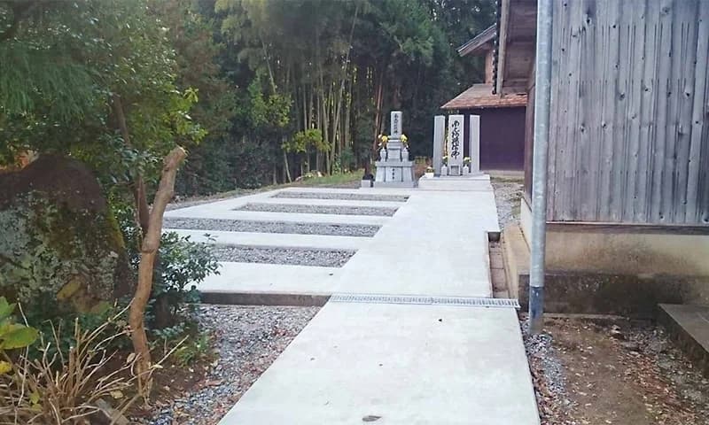 正覚寺墓地