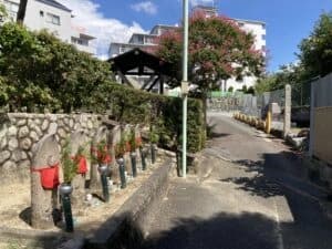上新田墓地